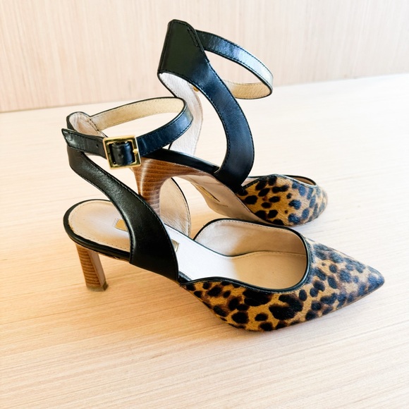 Louise et Cie Leopard Print Heels with Black Straps - Picture 4 of 9